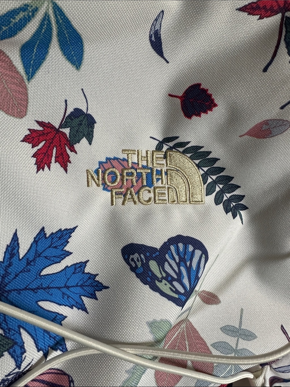 The north face great shape white Jester gardenia floral leaf print backpack - Picture 10 of 10